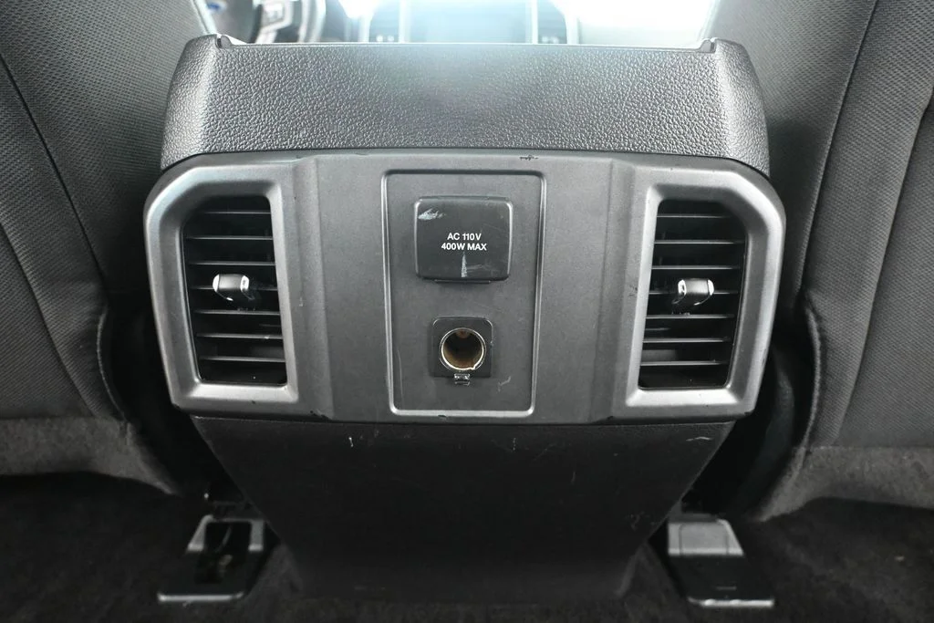 Used 2016 Black Ford XLT image 40
