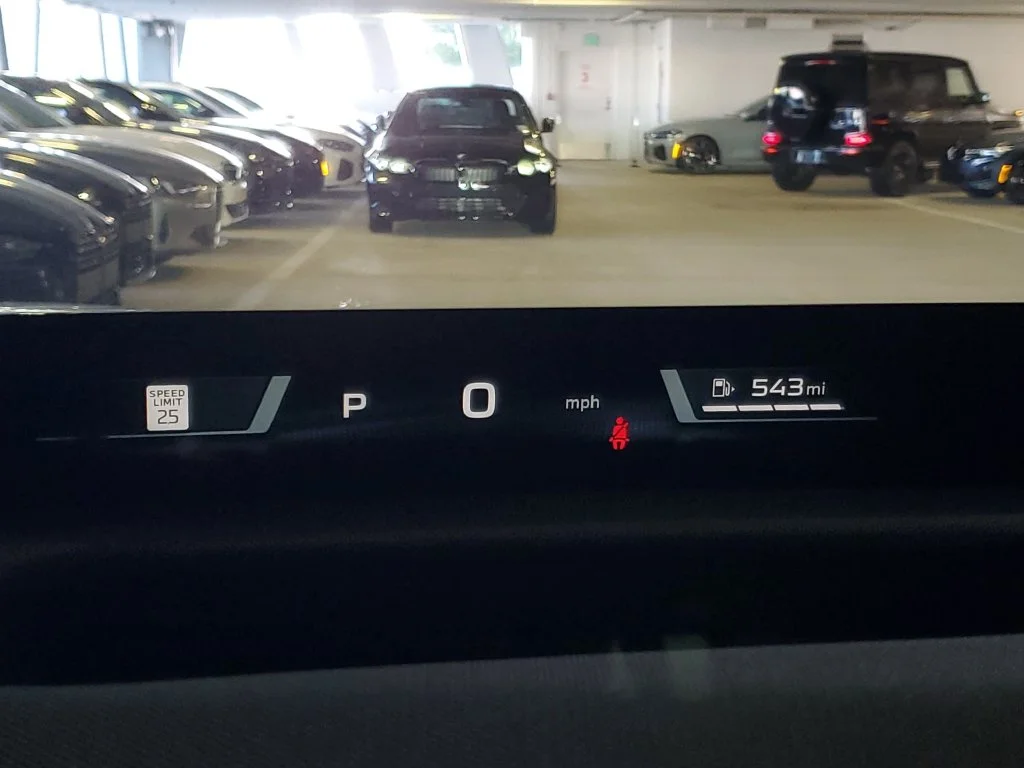 New 2027 Space Silver Metallic BMW  image 19