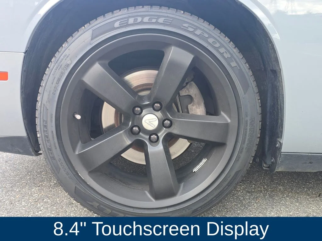 Used 2020 Gray Dodge SXT image 28