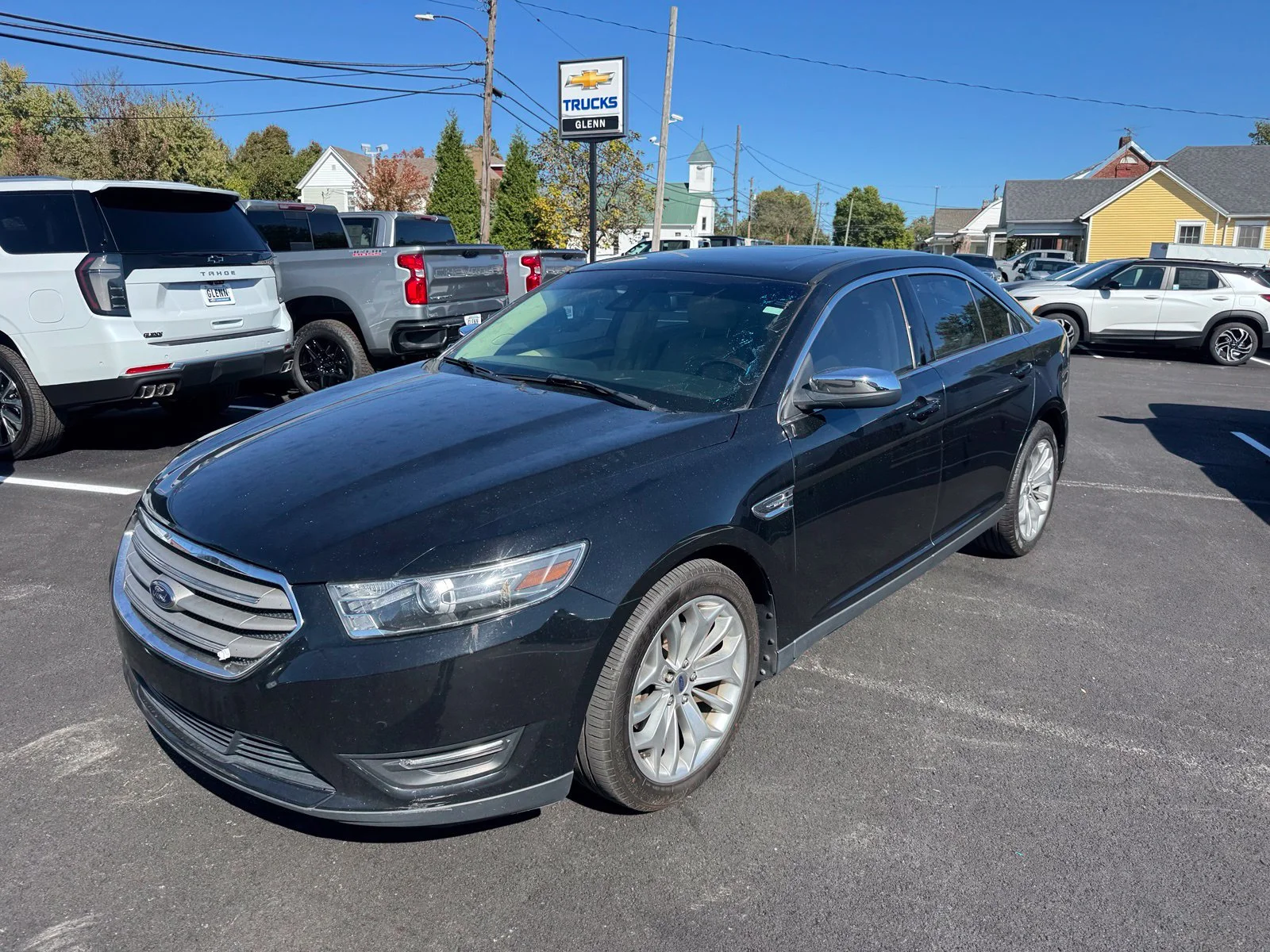 Used 2017 Ford Taurus Limited with VIN 1FAHP2F87HG104002 for sale in Eminence, KY