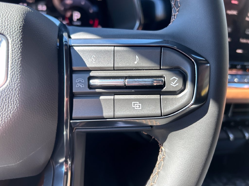 2026 GMC Canyon AT4 - Photo 43