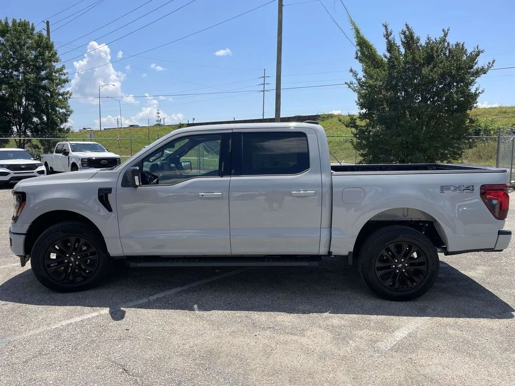 New 2026 White Ford XLT image 6