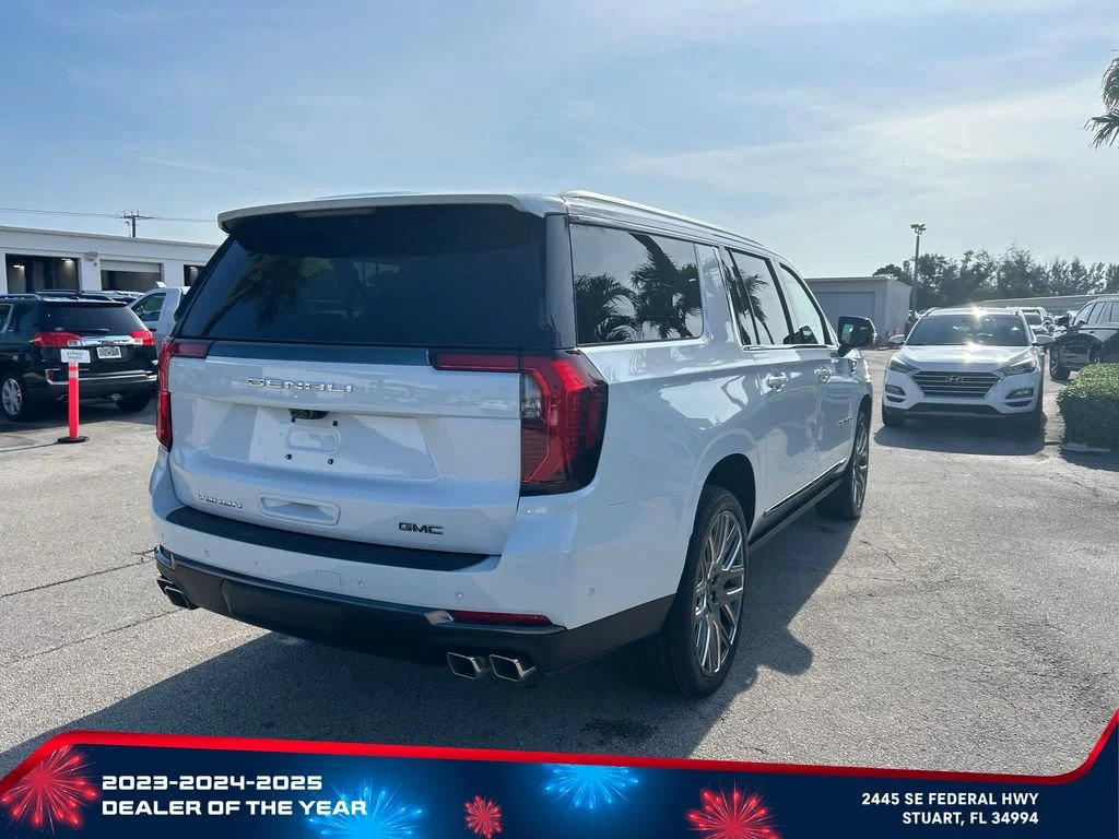 New 2026 Glacier White Tricoat GMC Denali Ultimate image 5