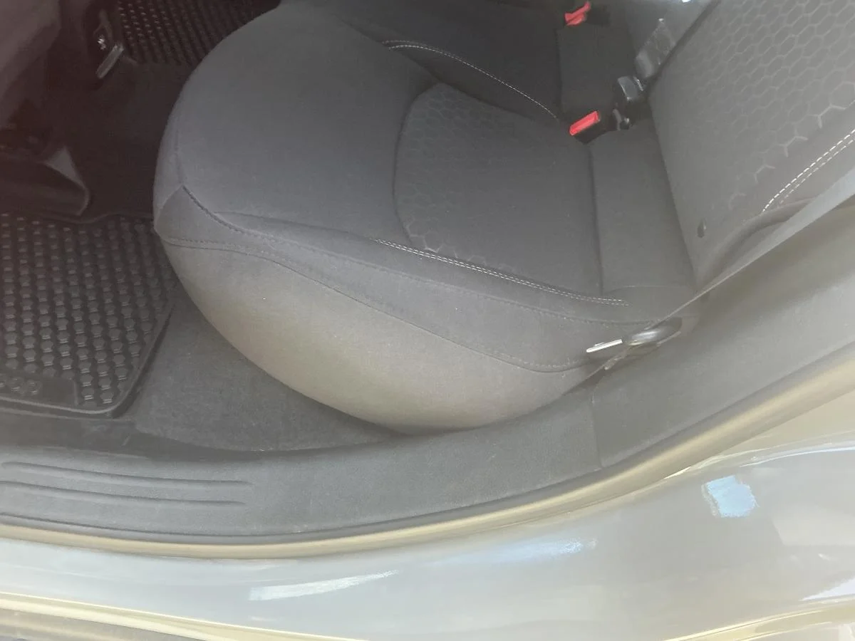 Used 2021 Grey Jeep Upland Edition image 32