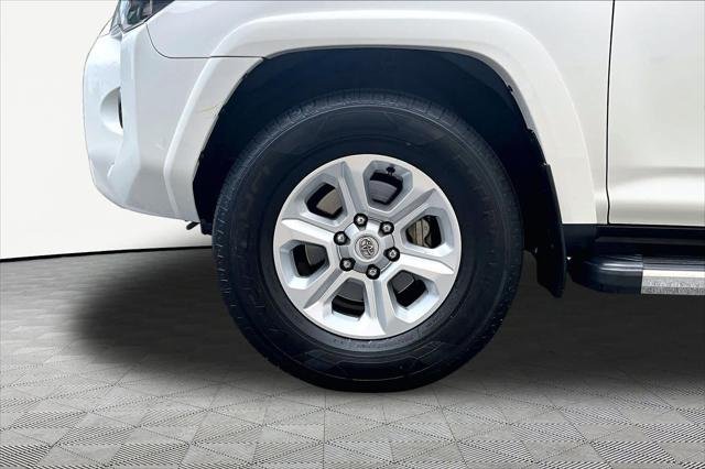 Certified Used 2024 ICE CAP Toyota  image 11