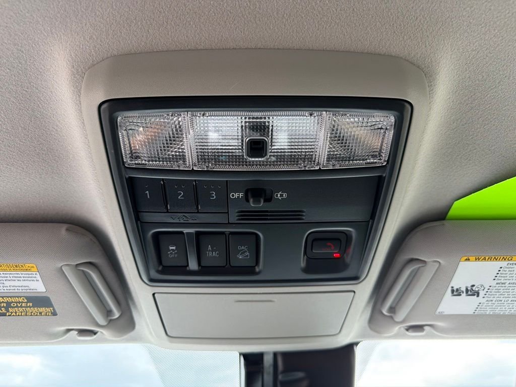 Used 2022 Classic Silver Metallic Toyota SR5 Premium image 30