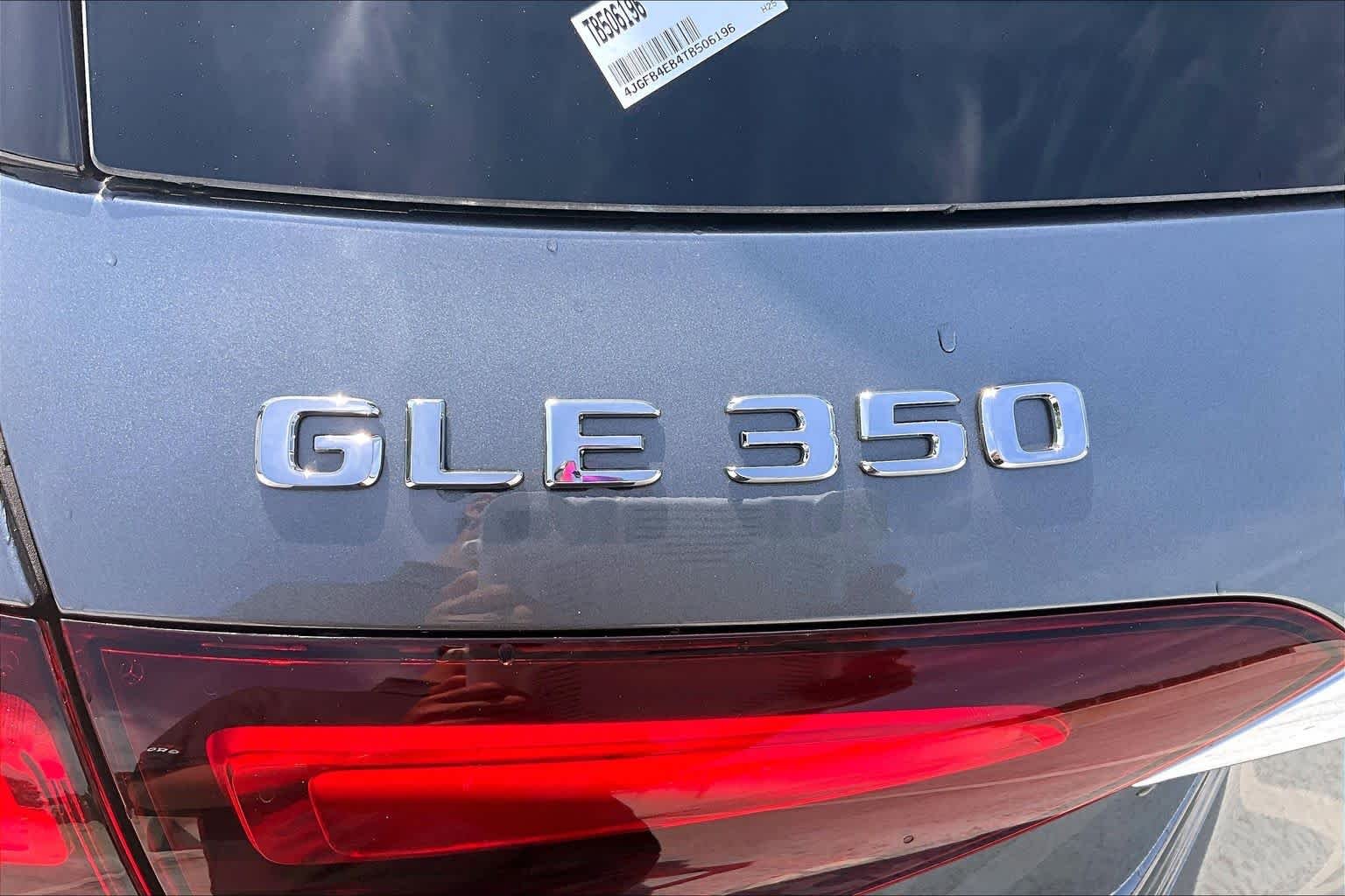 Used 2026 Obsidian Black Metallic Mercedes-Benz GLE 450 image 30