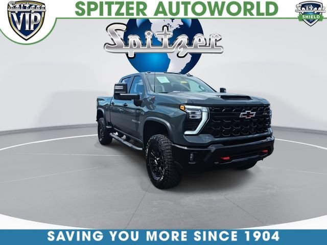 Used 2025 Gray Chevrolet ZR2 image 2