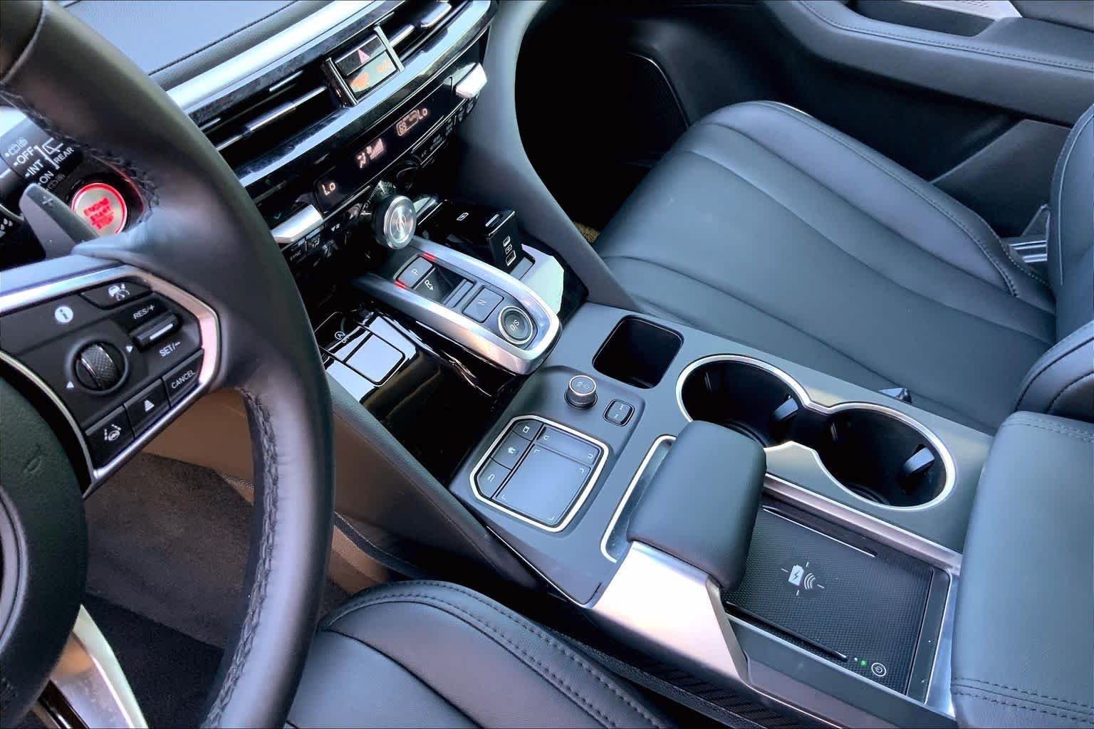 Used 2024 Lunar Silver Metallic Acura  image 17