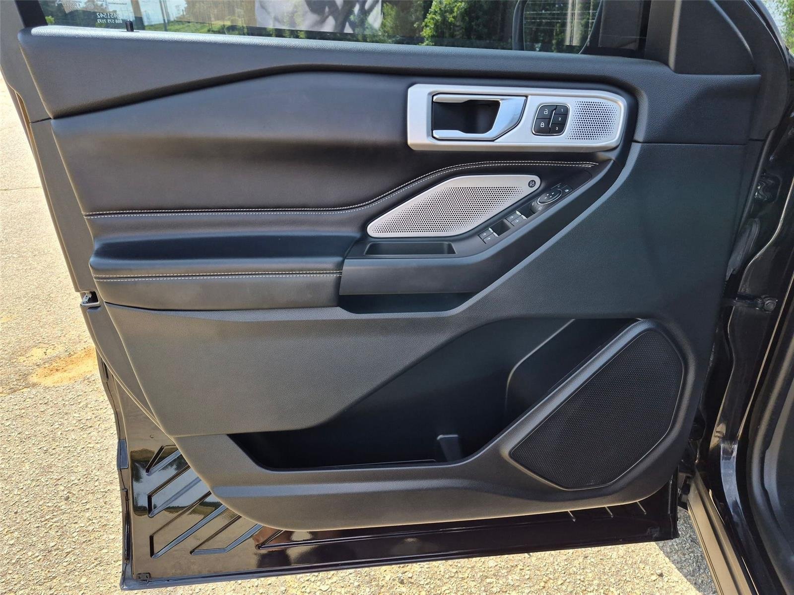 Used 2020 Agate Black Metallic Ford ST image 11