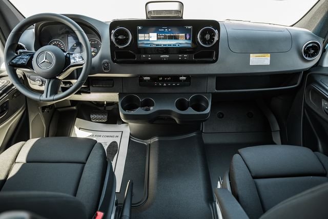 New 2026 Arctic White Mercedes-Benz Crew 144 WB image 19