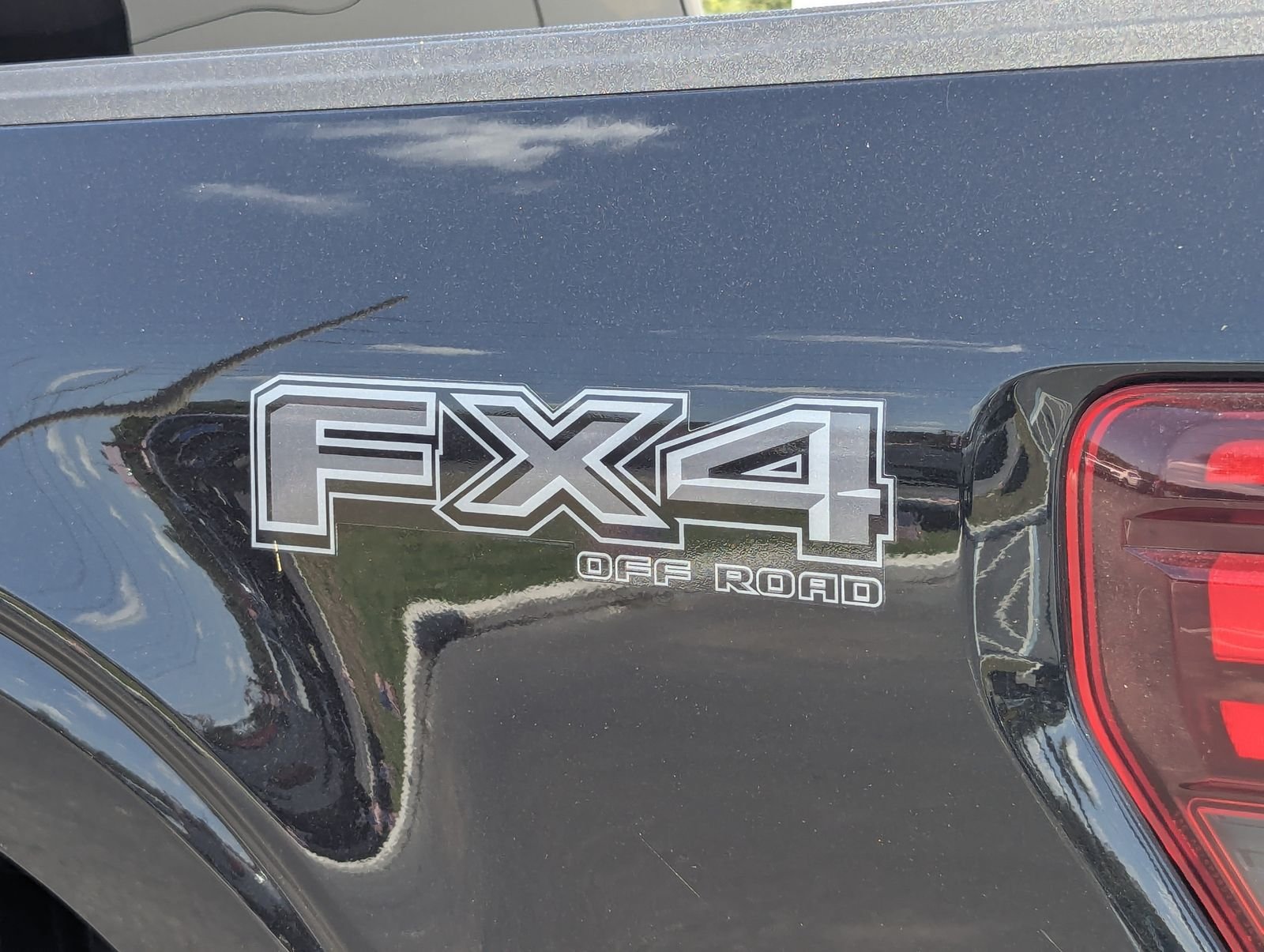 Certified Used 2024 Black Metallic Ford Lariat image 15