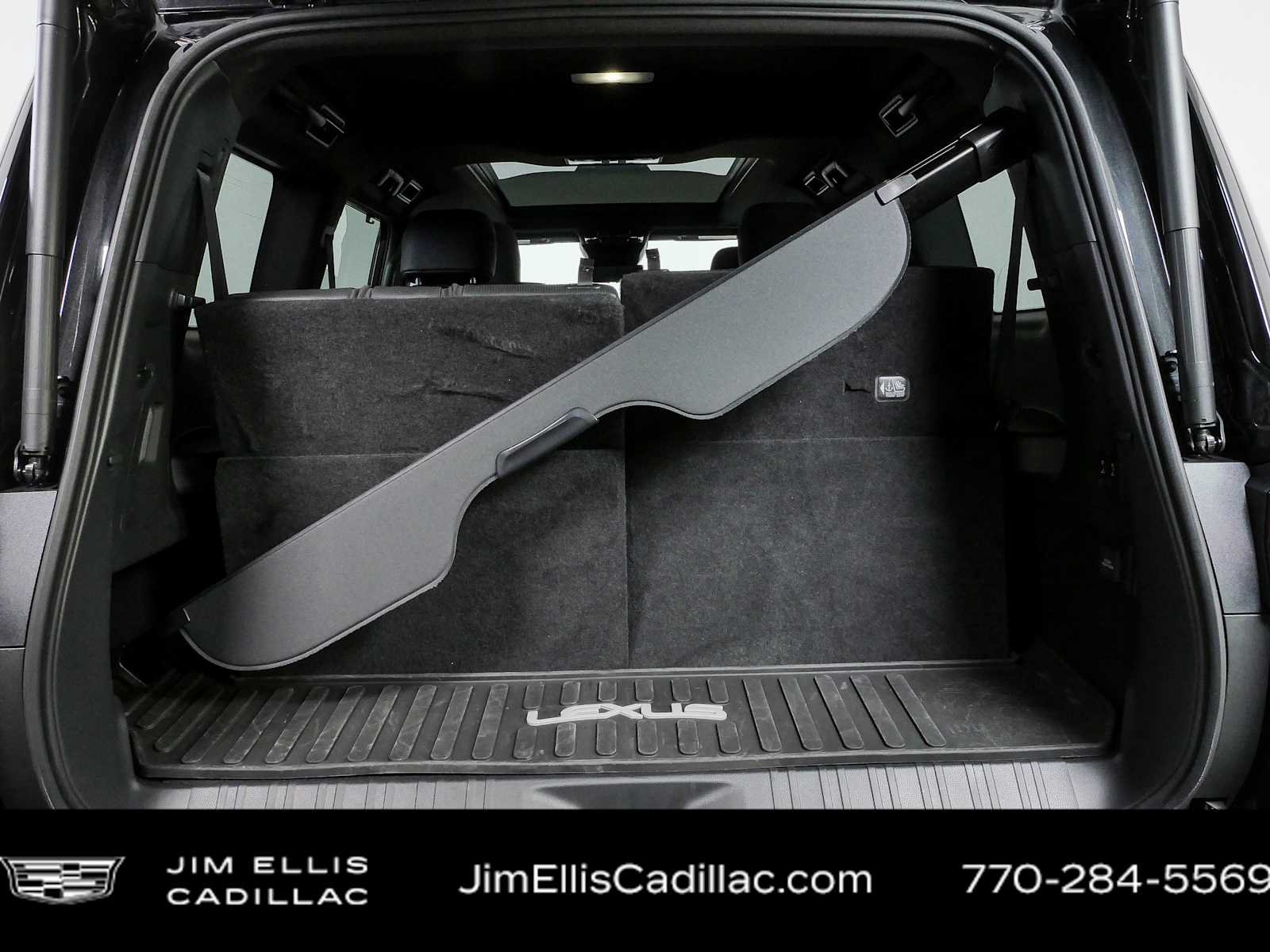 Used 2024  Lexus GX 550 Luxury image 32
