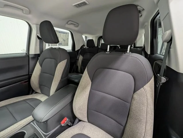 New 2026 Azure Gray Metallic Tri-Coat Ford Big Bend® image 42