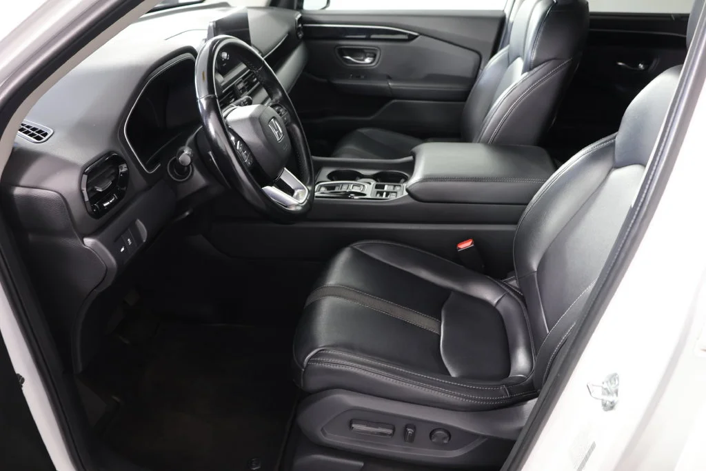 Used 2023 Platinum White Pearl Honda EX-L image 19