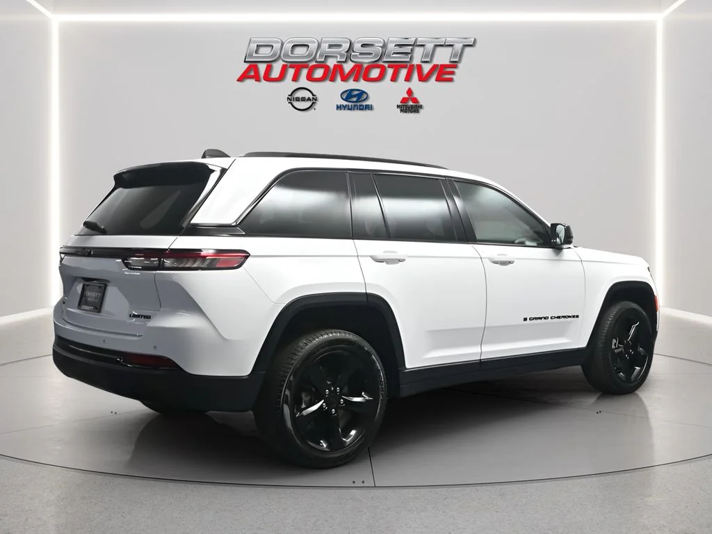 Used 2025 Bright White Clearcoat Jeep Limited image 6