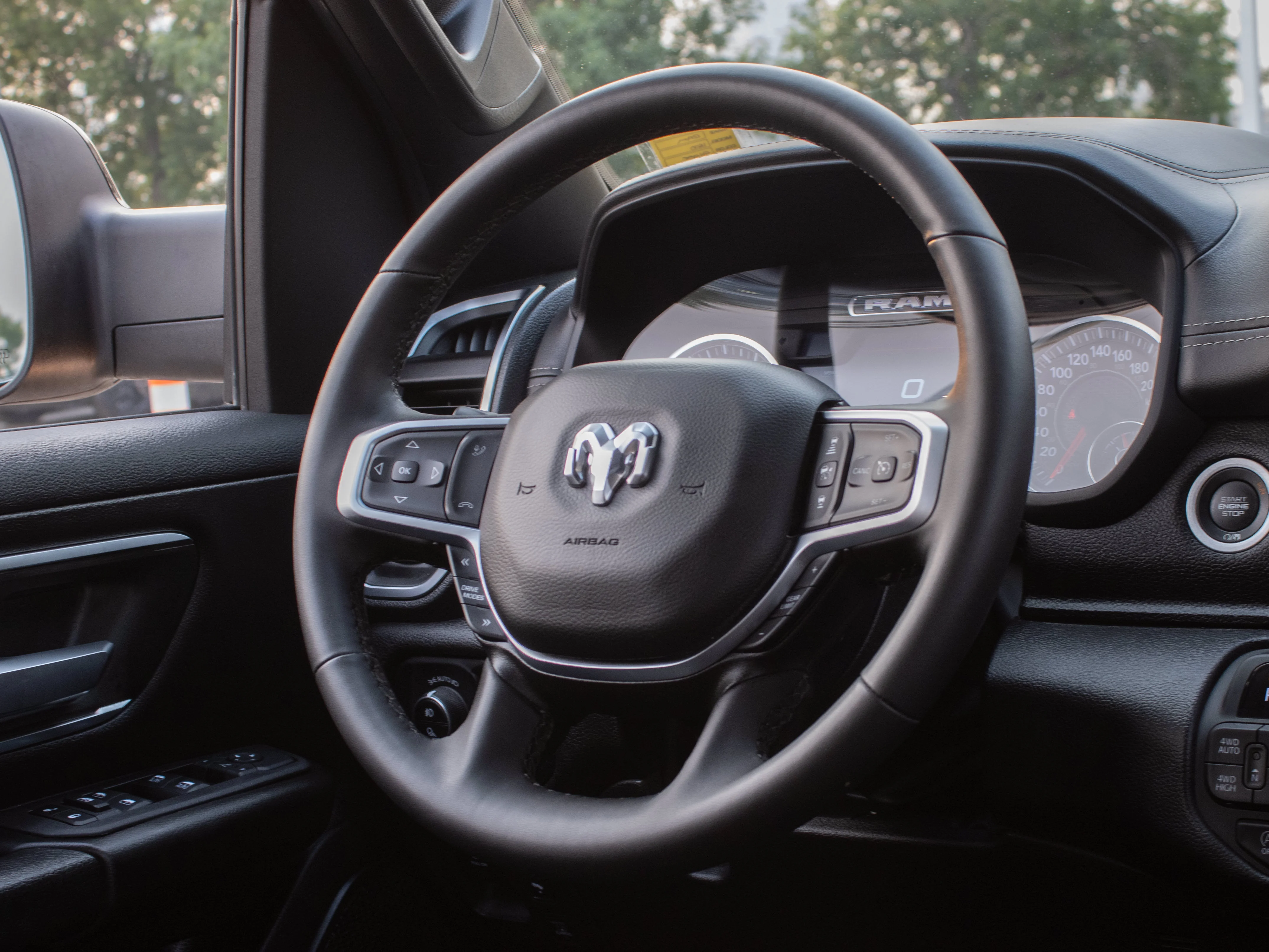 Used 2025 Silver RAM Big Horn*| 3.0L Hurricane Twin Turbo | Heated Seats | Heated Steering Wheel | image 6