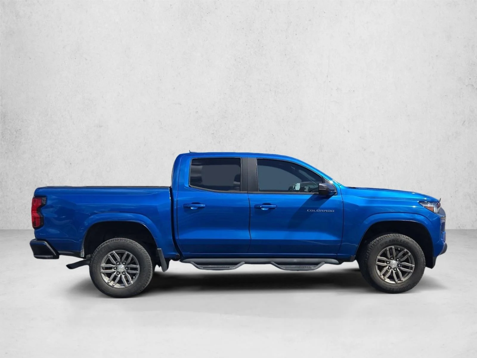 Used 2023 Glacier Blue Metallic Chevrolet 2WD LT image 4