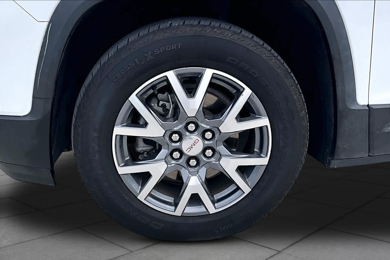 Used 2023 Summit White GMC SLT image 20
