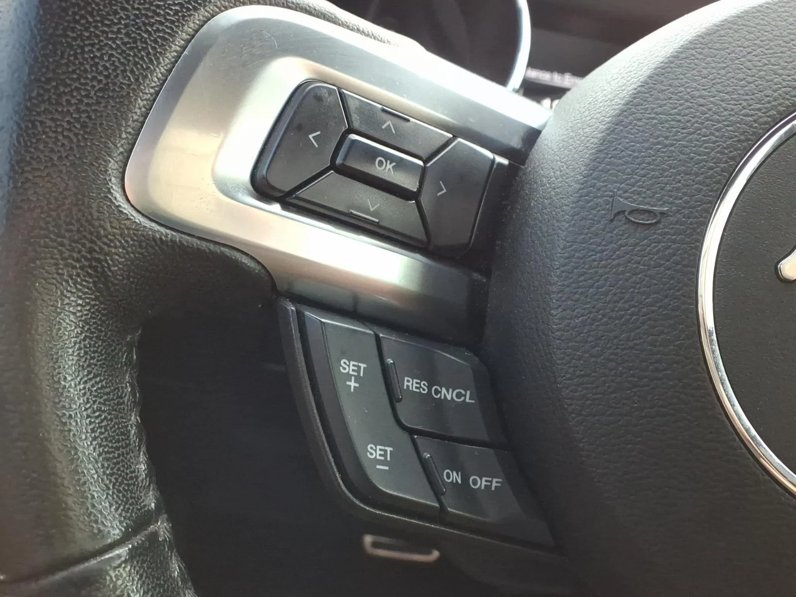 Used 2017 Red Ford  image 17