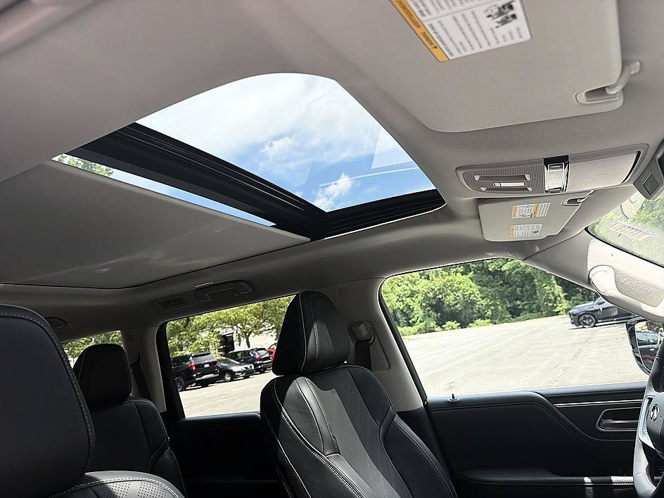 New 2027 BLACK OBSIDIAN INFINITI LUXE image 20