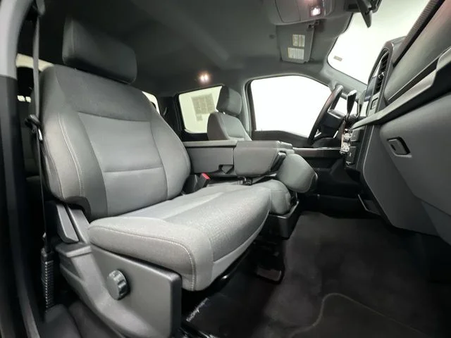 2025 Ford F-150 XLT - Photo 24