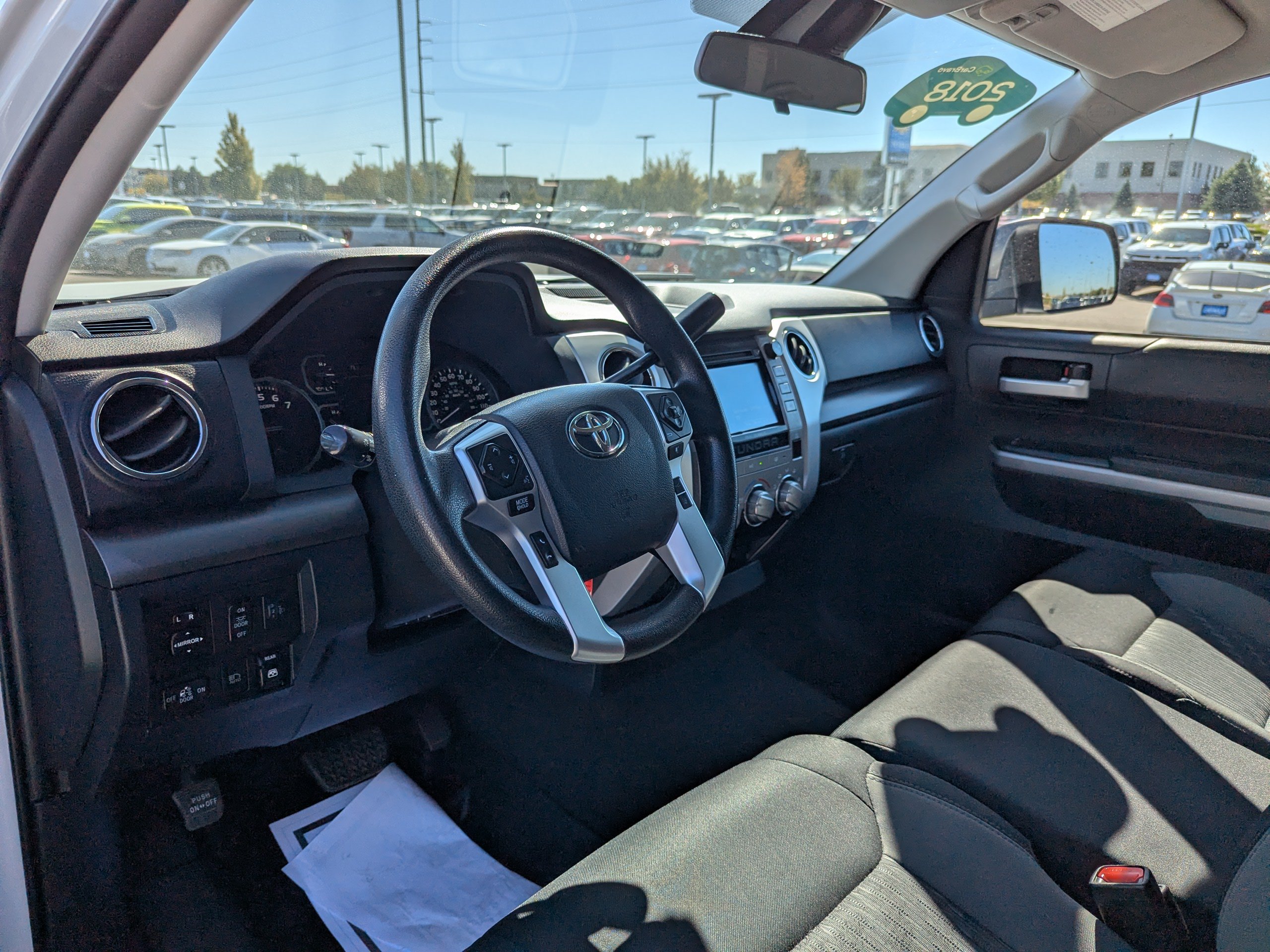 Used 2018 White Toyota SR5 image 13