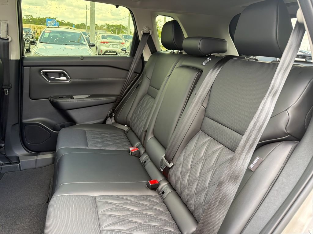 New 2026 Nissan Rogue Platinum 4D Sport Utility