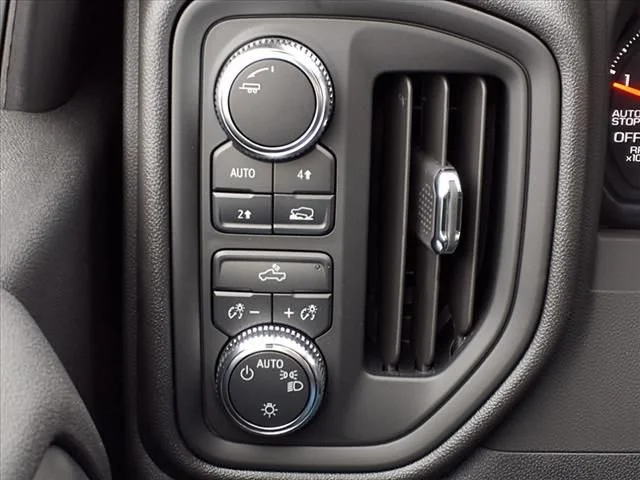 2025 GMC Sierra 1500 Pro - Photo 29