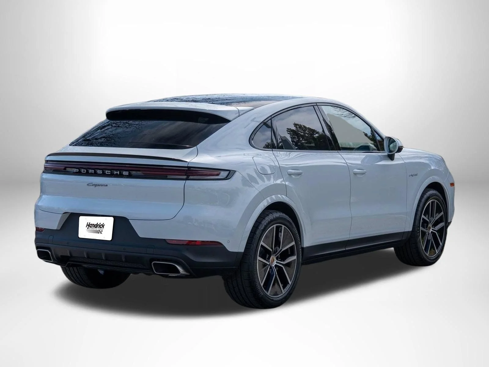 2026 Porsche Cayenne Coup E-Hybrid - Photo 8