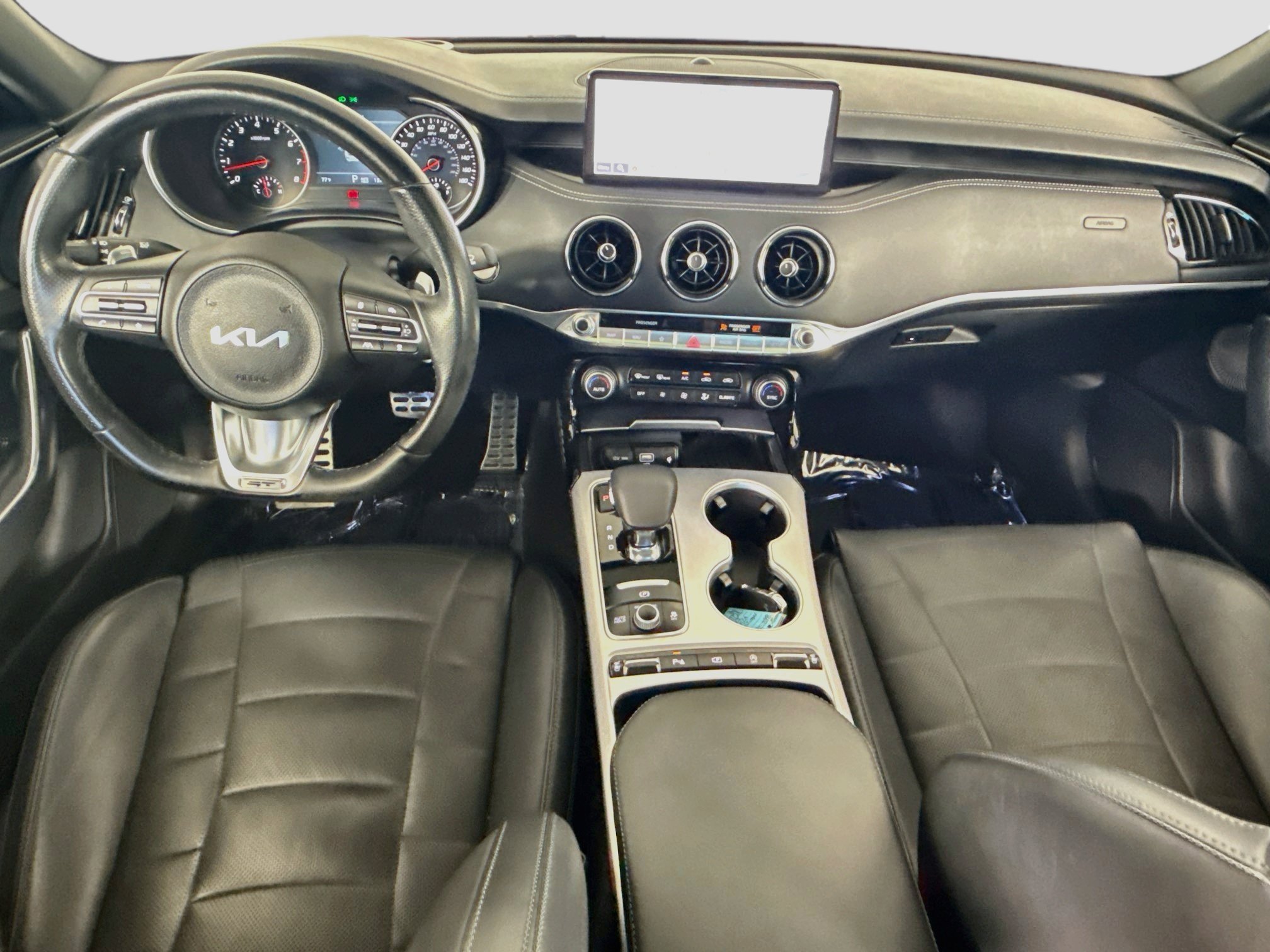 Used 2023  Kia GT2 image 26