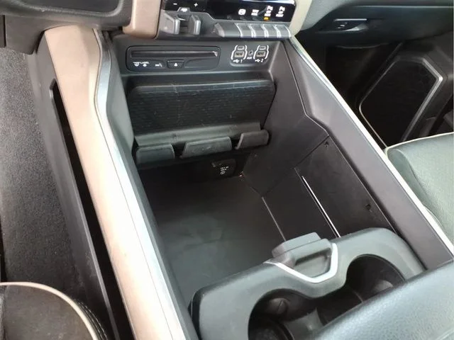 Used 2019 Silver Ram Laramie image 32