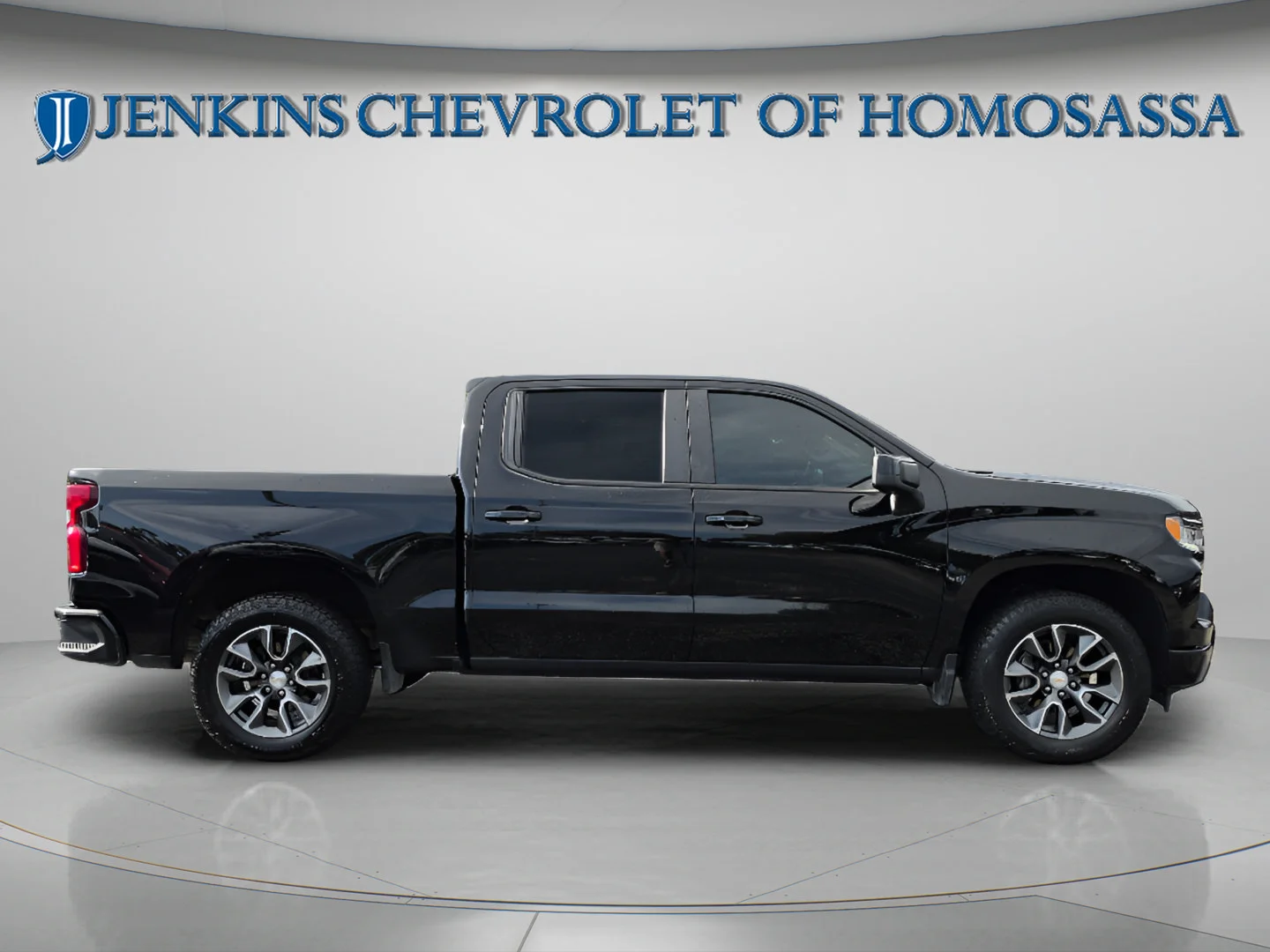 Used 2023 Black Chevrolet RST image 3