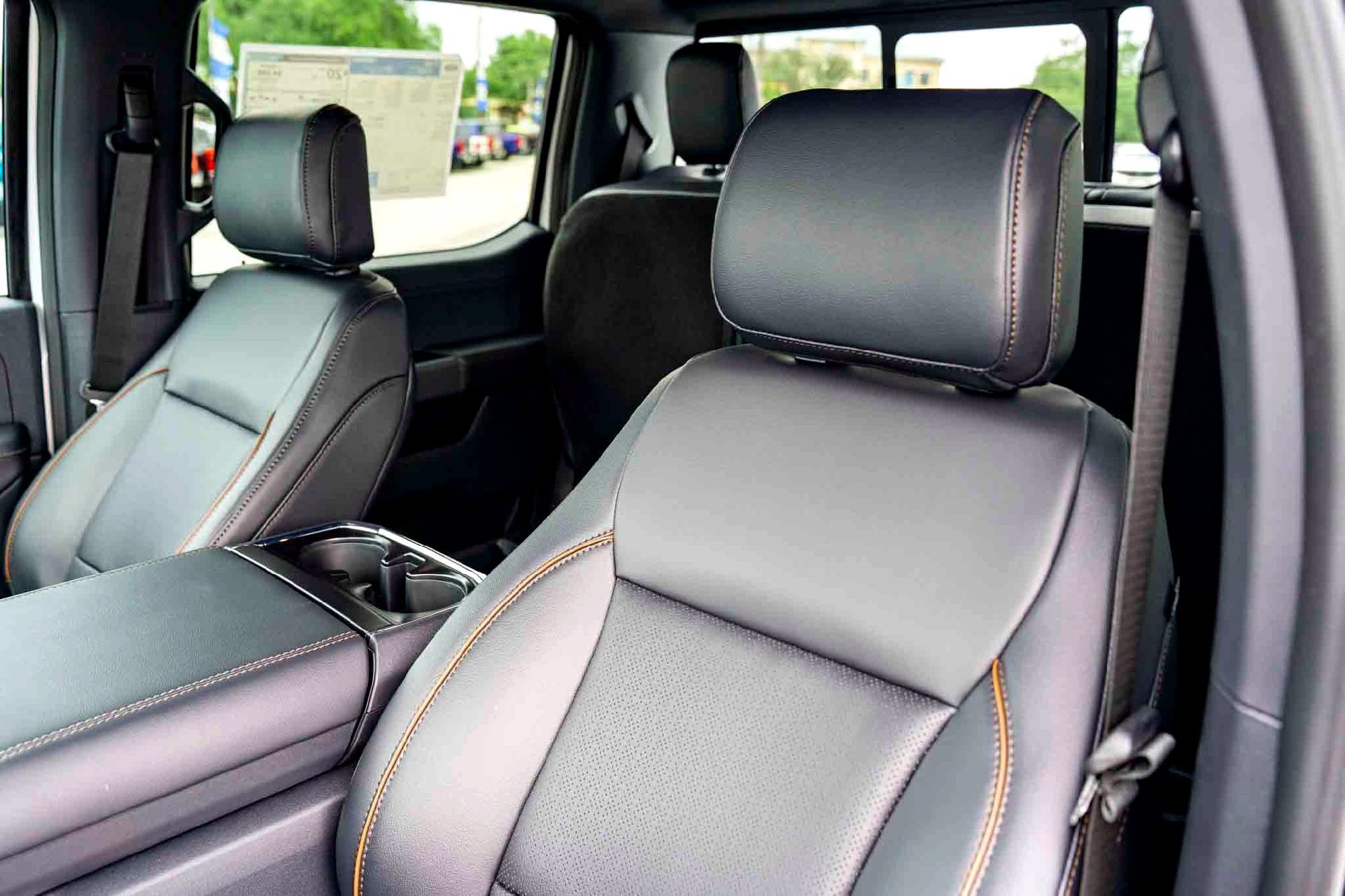 New 2026 Star White Metallic Tri-Coat Ford LARIAT image 9