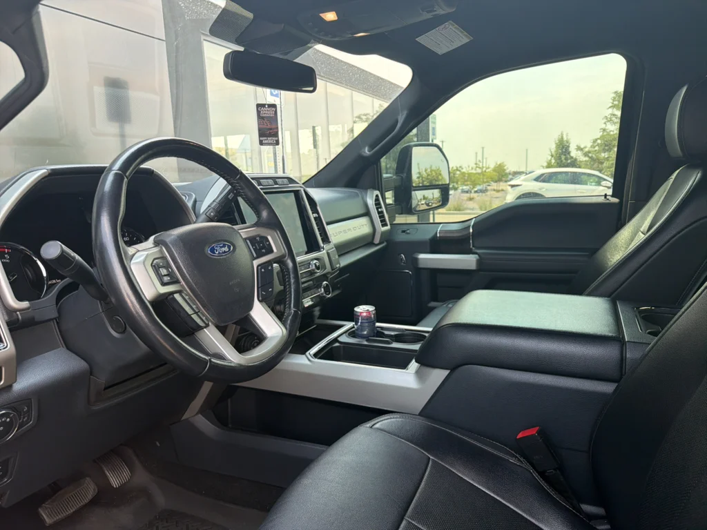 Used 2022 Antimatter Blue Metallic Ford LARIAT image 7