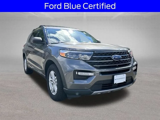 Certified Used 2023 Gray Metallic Ford XLT image 2