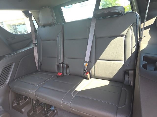 Used 2022 Hunter Metallic GMC Denali image 11