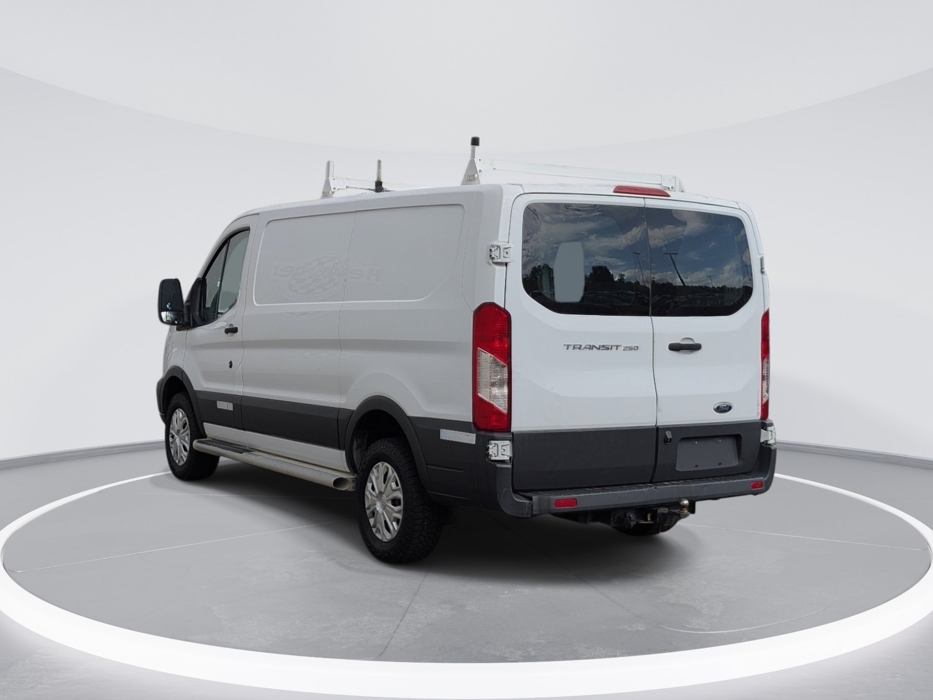 Used 2016 Oxford White Ford  image 5