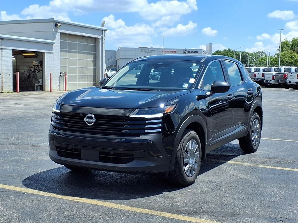 Used 2026 Nissan KICKS S with VIN 3N8AP6BE7TL355917 for sale in Kansas City