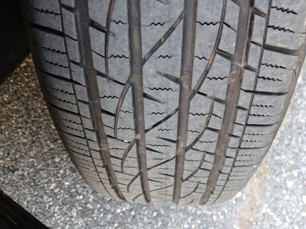 Used 2024 Gray Toyota XLE image 33