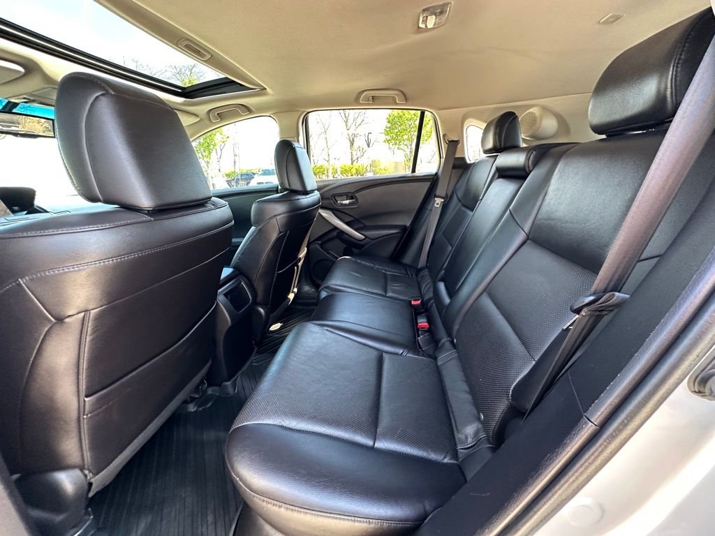 Used 2015  Acura Technology Package image 14