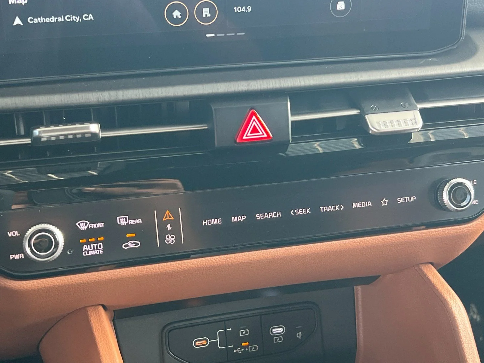 New 2026 White Kia X-Line image 23