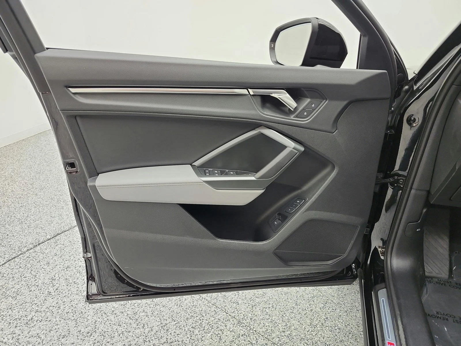 Used 2025 Mythos Black Metallic Audi S line Premium image 20