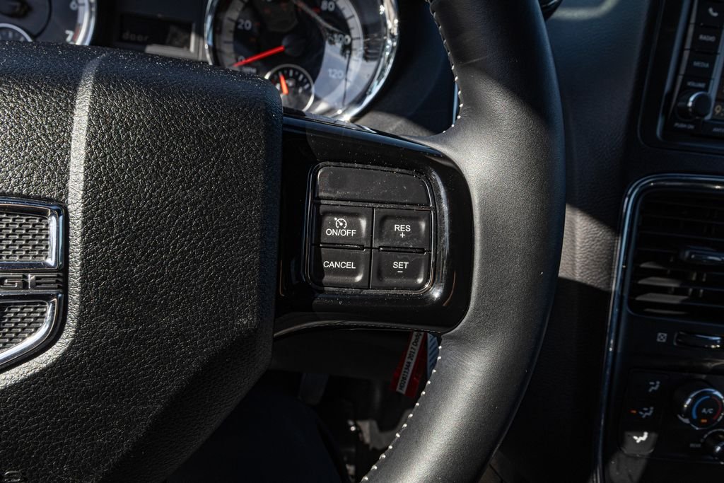 Used 2017 Black Dodge SXT image 24