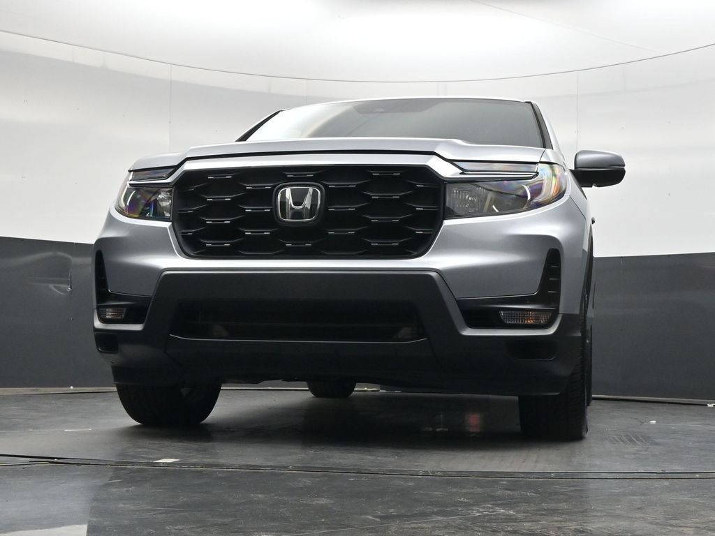 Used 2023  Honda EX-L image 32