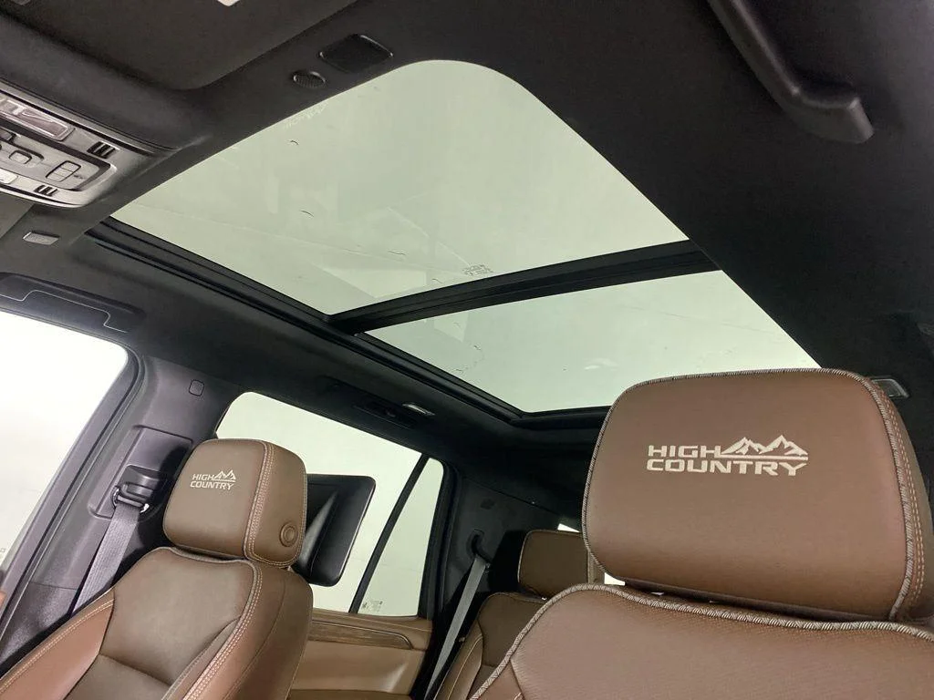 Used 2024 Iridescent Pearl Tricoat Chevrolet High Country image 25