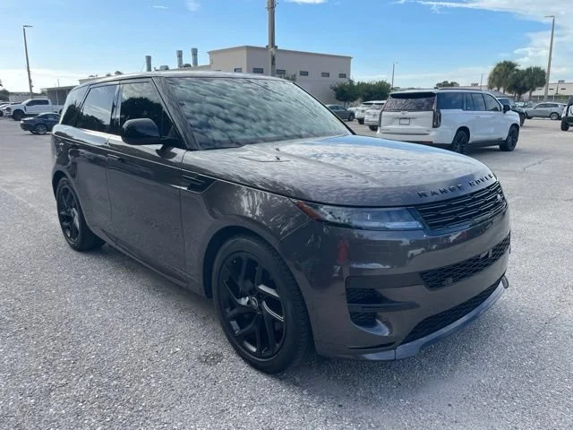 Used 2024 Gray Land Rover Dynamic SE image 1