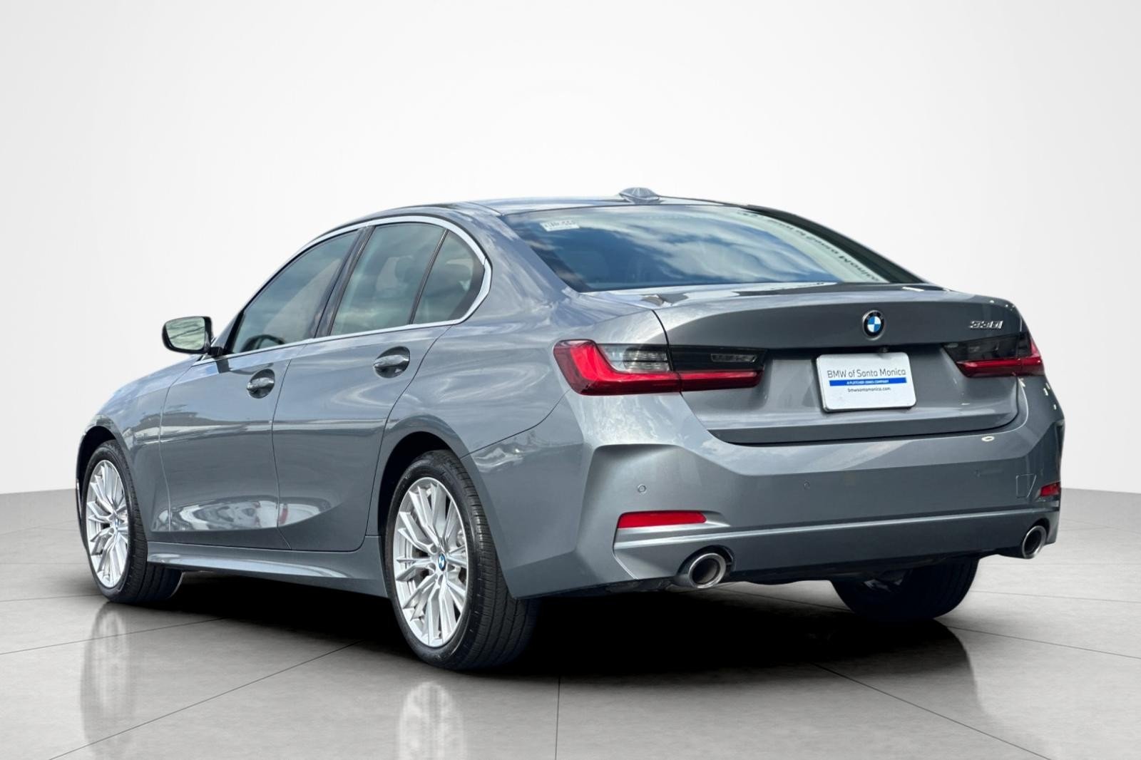 Used 2024 Skyscraper Grey Metallic BMW 330i image 3