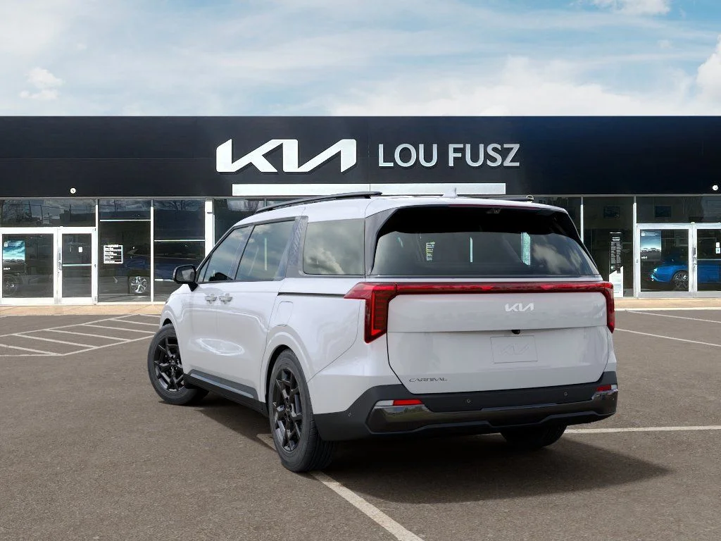New 2026 Snow White Pearl Kia SX Prestige image 4