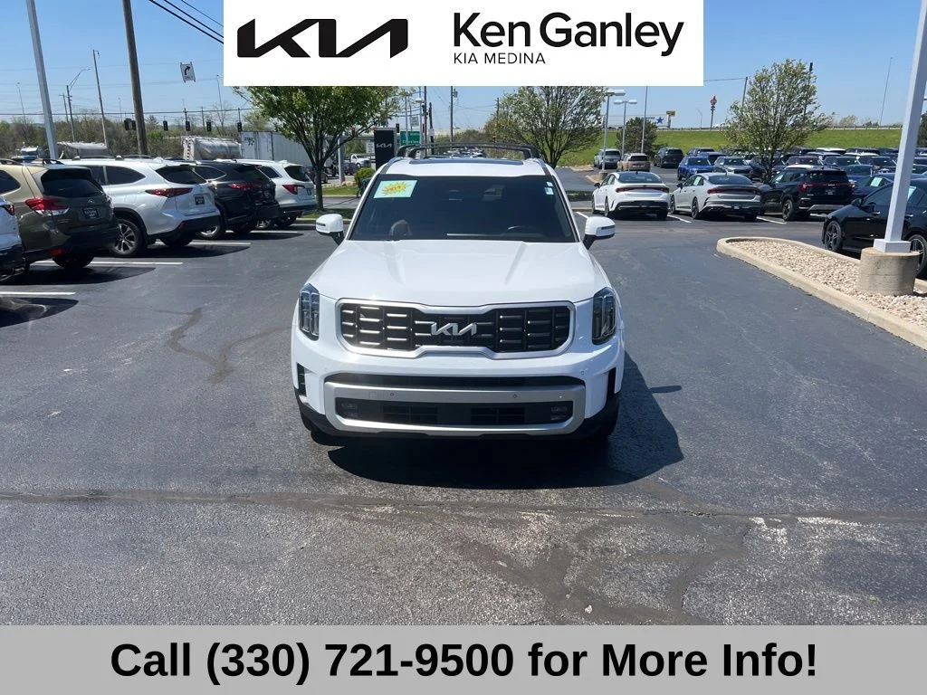Certified Used 2024 White Kia SX image 5